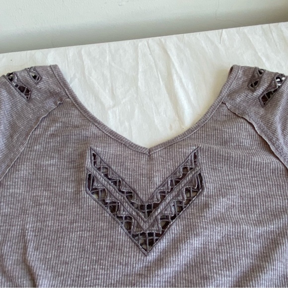 Ellison V-Neck Tunic - Picture 6 of 10